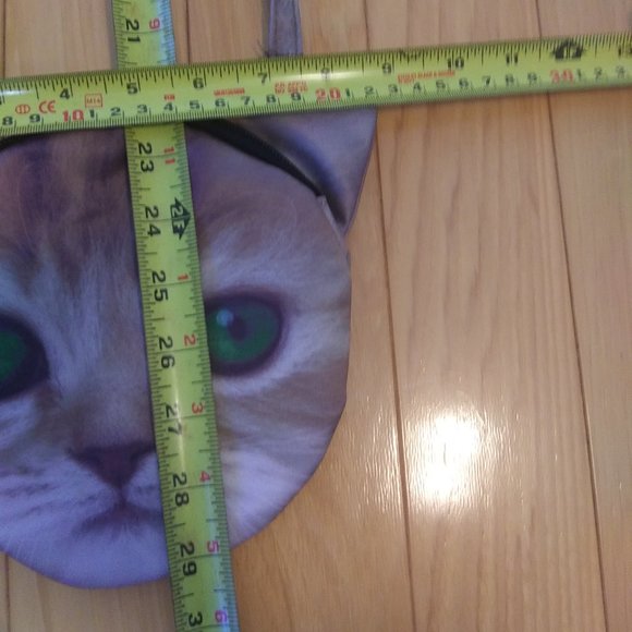 Cute realistic cat face cross body bag - Picture 10 of 15